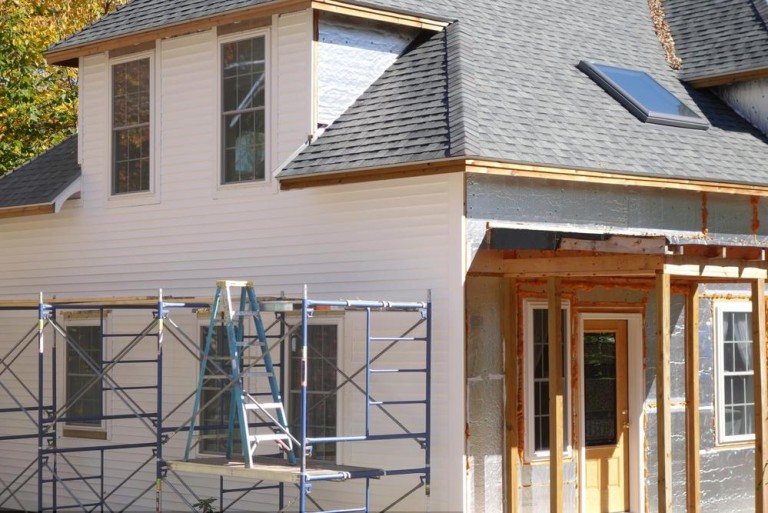 Ravalement de façade à Pomponne, quels matériaux privilégier ?