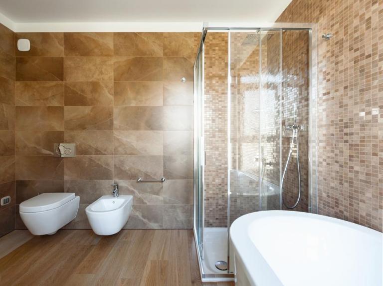 Guide pratique pour réussir la rénovation de votre salle de bains